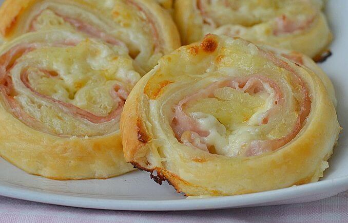 Recept na bramborové šneky se šunkou a sýrem