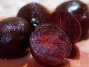 Připravte si červenou řepu na způsob, který upřednostňují v luxusních restauracích (mnohem jednodušší a chutnější)