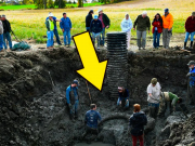 Farmář si na zemi všiml něčeho zvláštního. To, co vykopal, ho ohromilo